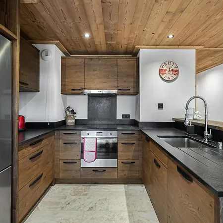 Superbe A Le Praz, Proche Des Pistes, Avec Parking Et Wifi - Fr-1-568-5 *