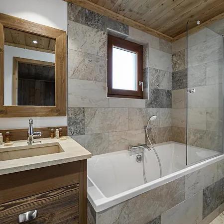 Superbe à Le Praz, Proche Des Pistes, Avec Parking Et Wifi - Fr-1-568-5 Apartamento