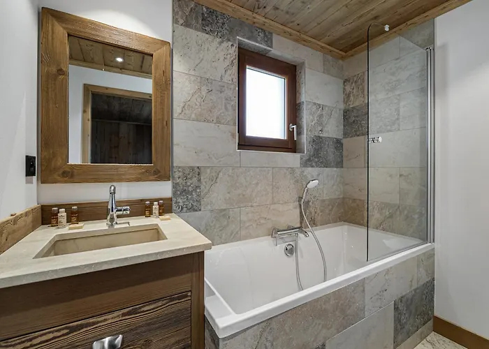 Superbe A Le Praz, Proche Des Pistes, Avec Parking Et Wifi - Fr-1-568-5 *